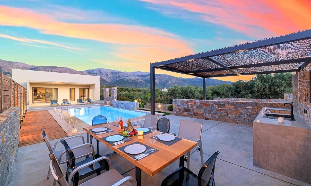 Sissi Lux Villas エクステリア 写真