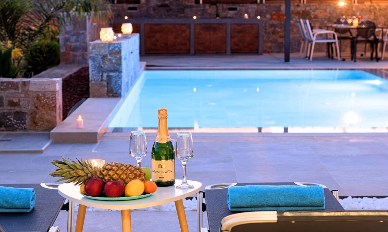 Sissi Lux Villas エクステリア 写真