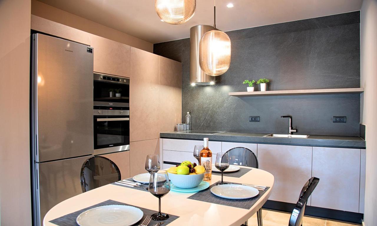 Sissi Lux Villas エクステリア 写真