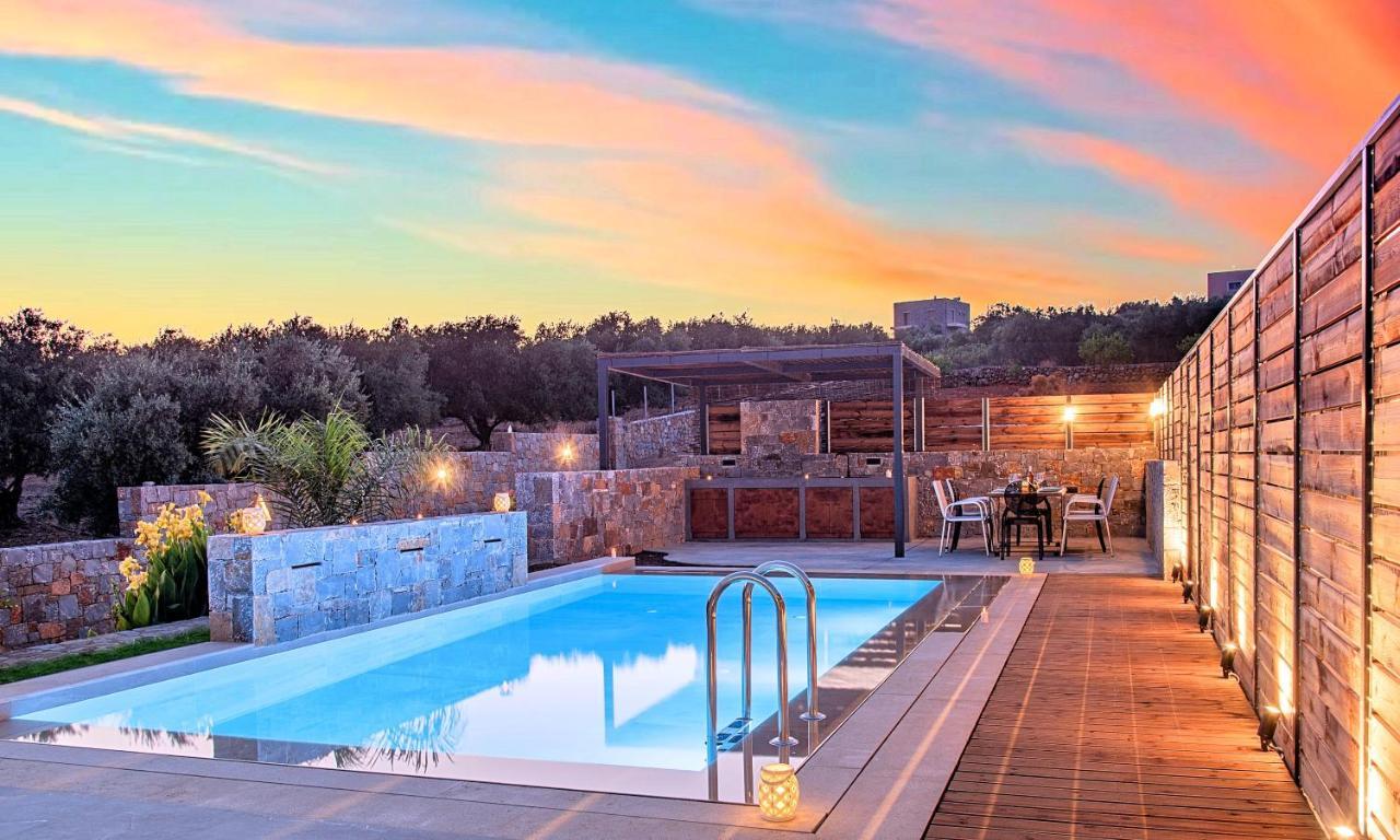 Sissi Lux Villas エクステリア 写真